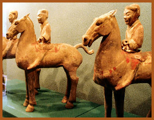 Han clay horsemen from the Xianyang City Museum