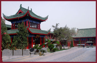 Pavilion in Xian Guo Monastery, Kaifeng