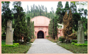 Outside view of the tomb of Yong Li, Xian